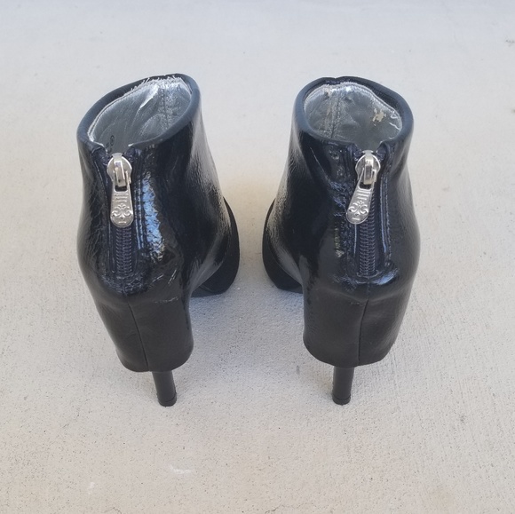 Dereon Black Patent Leather & Suede Booties - Picture 6 of 7